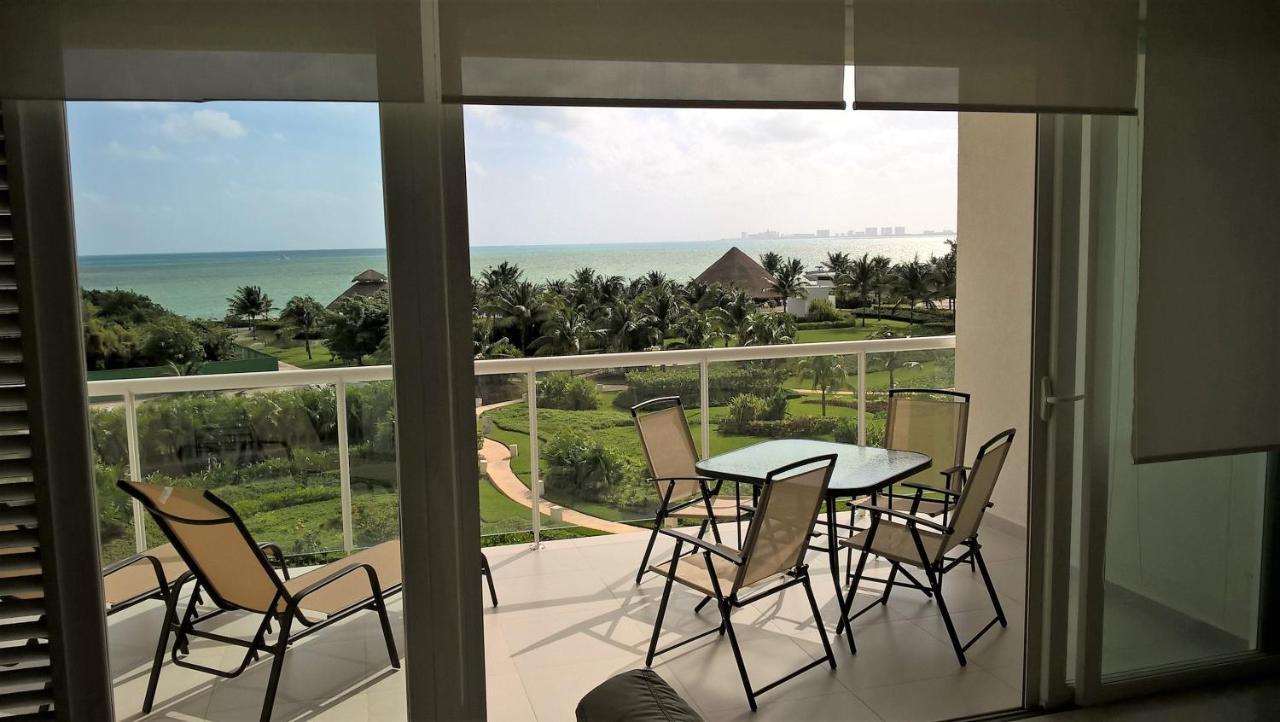 Ferienwohnung Swim The Caribbean & Work With A View Cancún Exterior foto